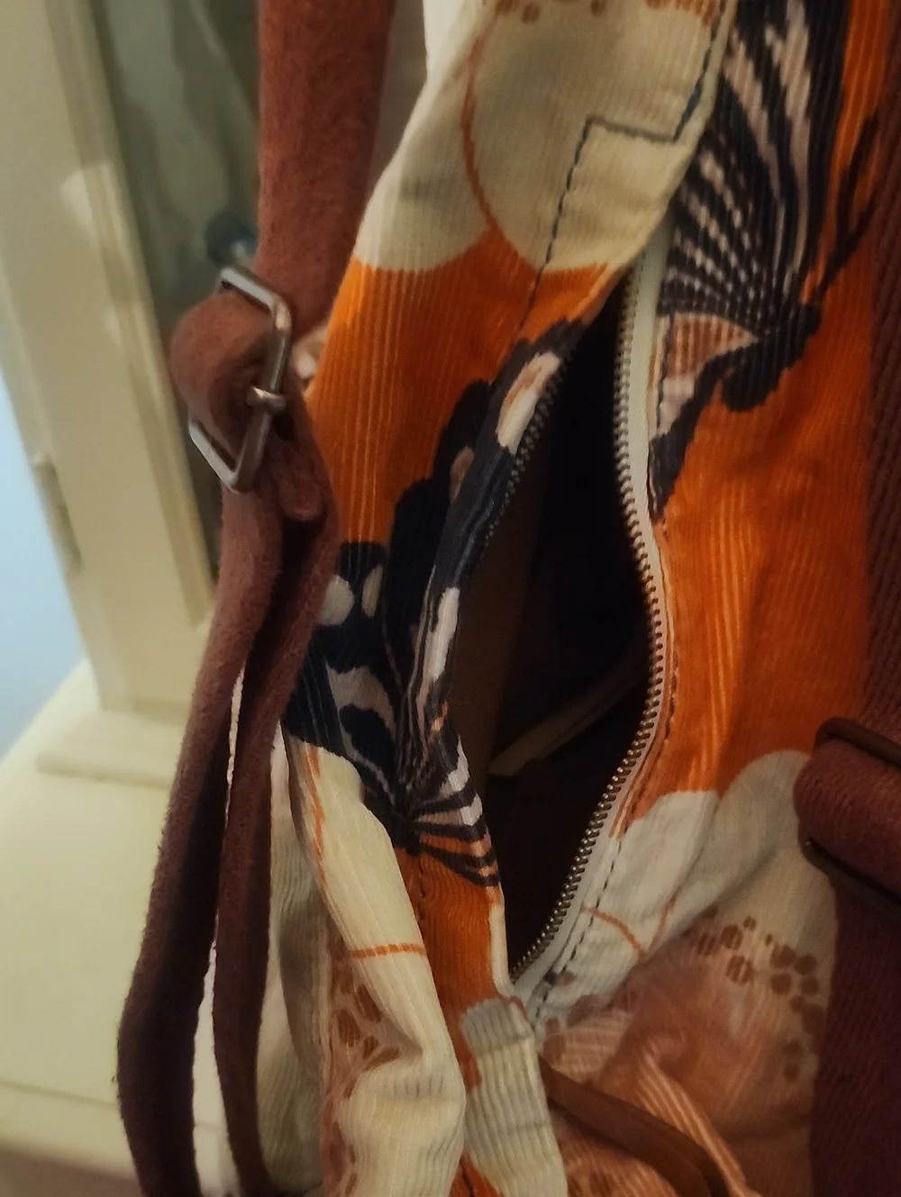 Lucky Brand Blue & Orange Floral Butterfly Drawstring Women’s Backpack - Picture 7 of 9